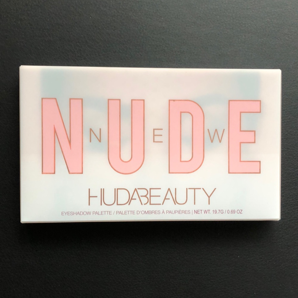 HUDA BEAUTY NEW NUDE PALETTE
